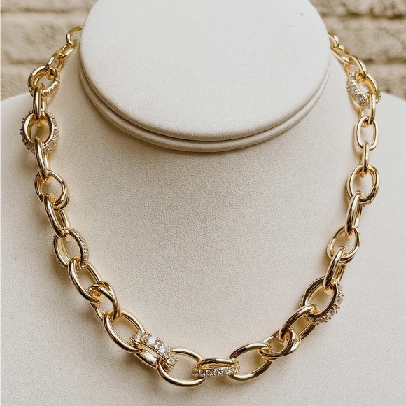 ❌SOLD❌ Kendra Scott LIVY chain necklace - Picture 2 of 2